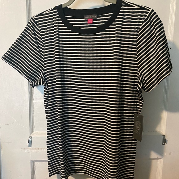 NWT! Vince Camuto Short Sleeve Shutter Mini Stripe Tee - Picture 2 of 7